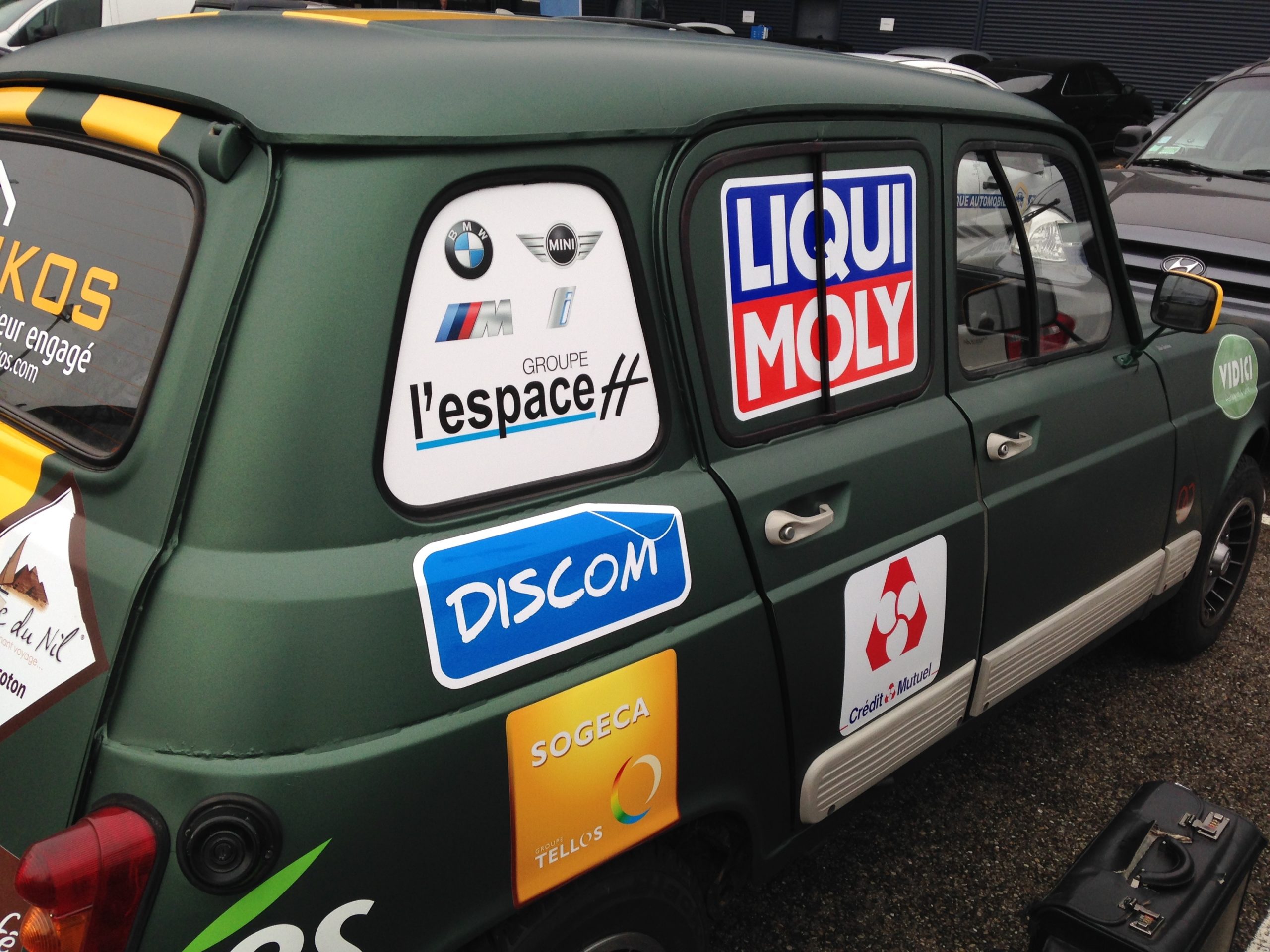 Covering 4L Trophy